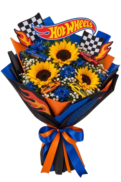 Ramo de girasoles y flores azules envuelto en papel naranja, azul y negro con llamas, con carritos Hot Wheels entre las flores, banderas a cuadros y el logo de Hot Wheels.